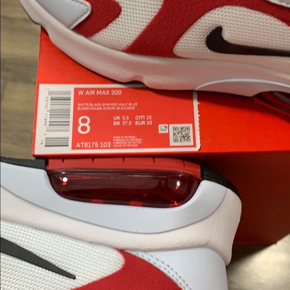W NIKE AIR MAX 200 running shoes - Picture 12 of 16